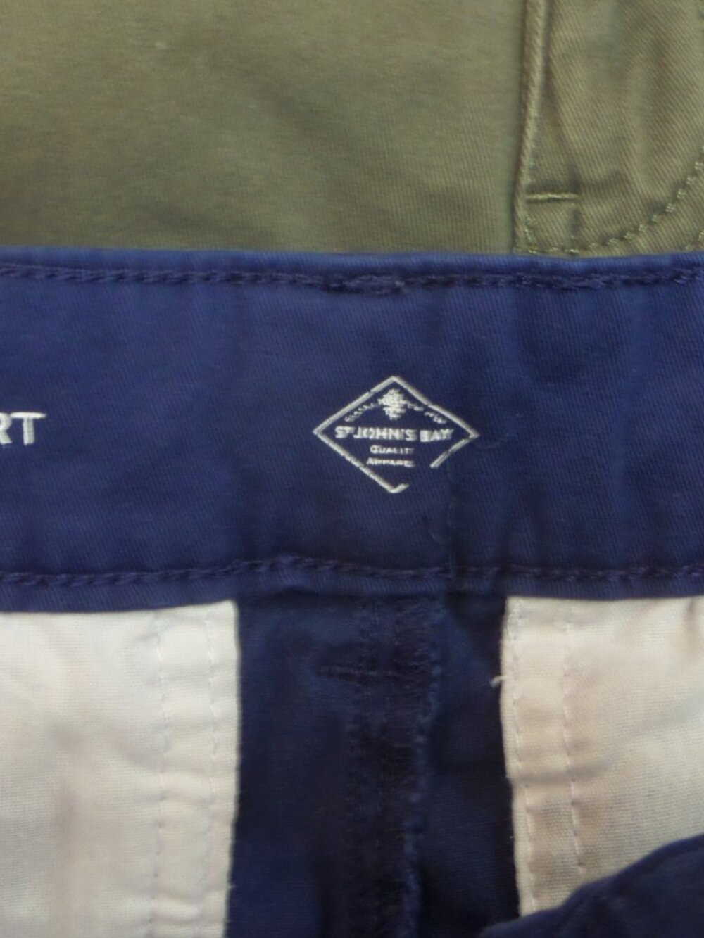 Three Pair of Womans  St Johns Bay Shorts  Size 18W - Picture 4 of 8